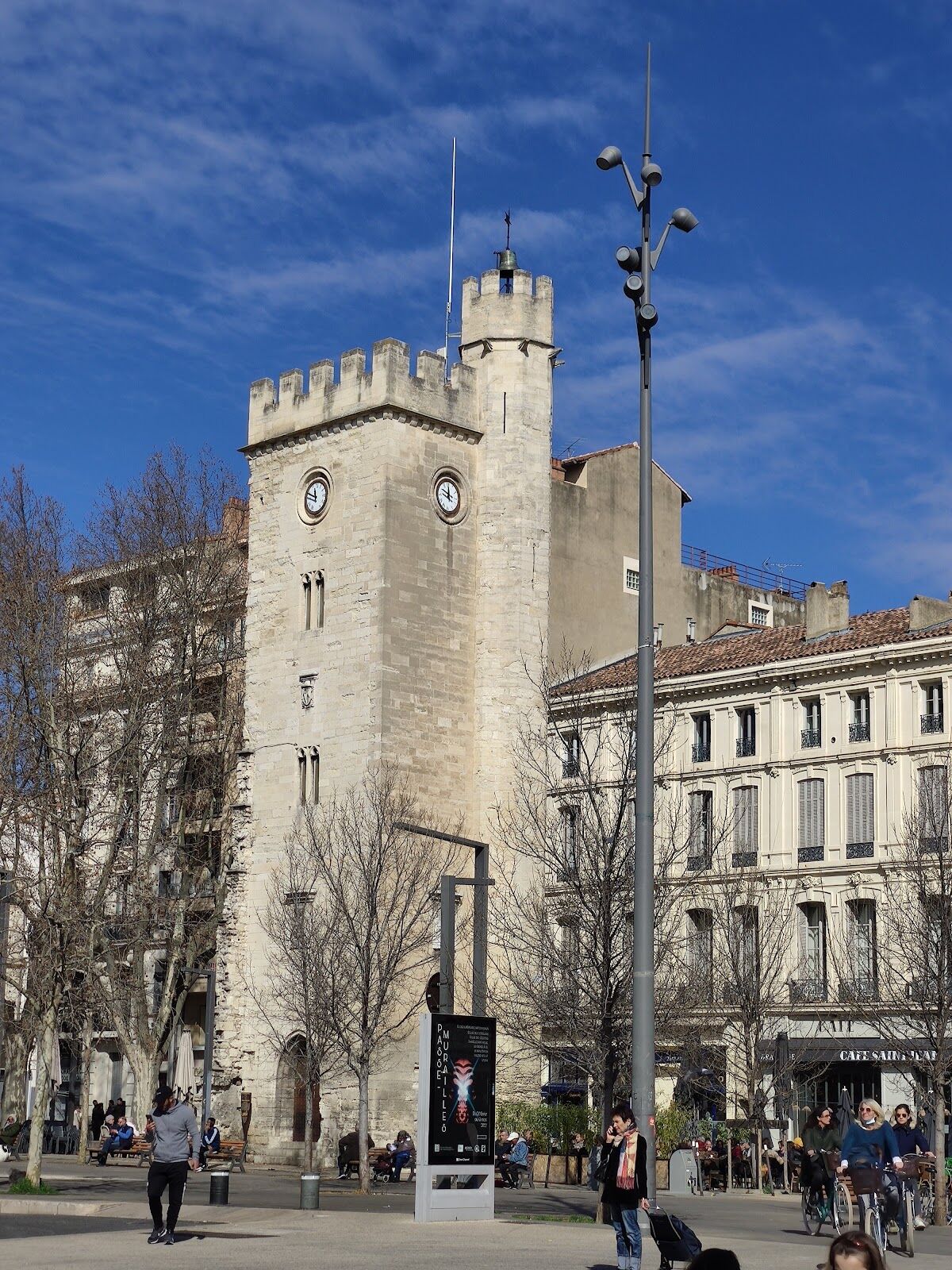 Parking Les Halles above the covered market on Place Pie in central Avignon