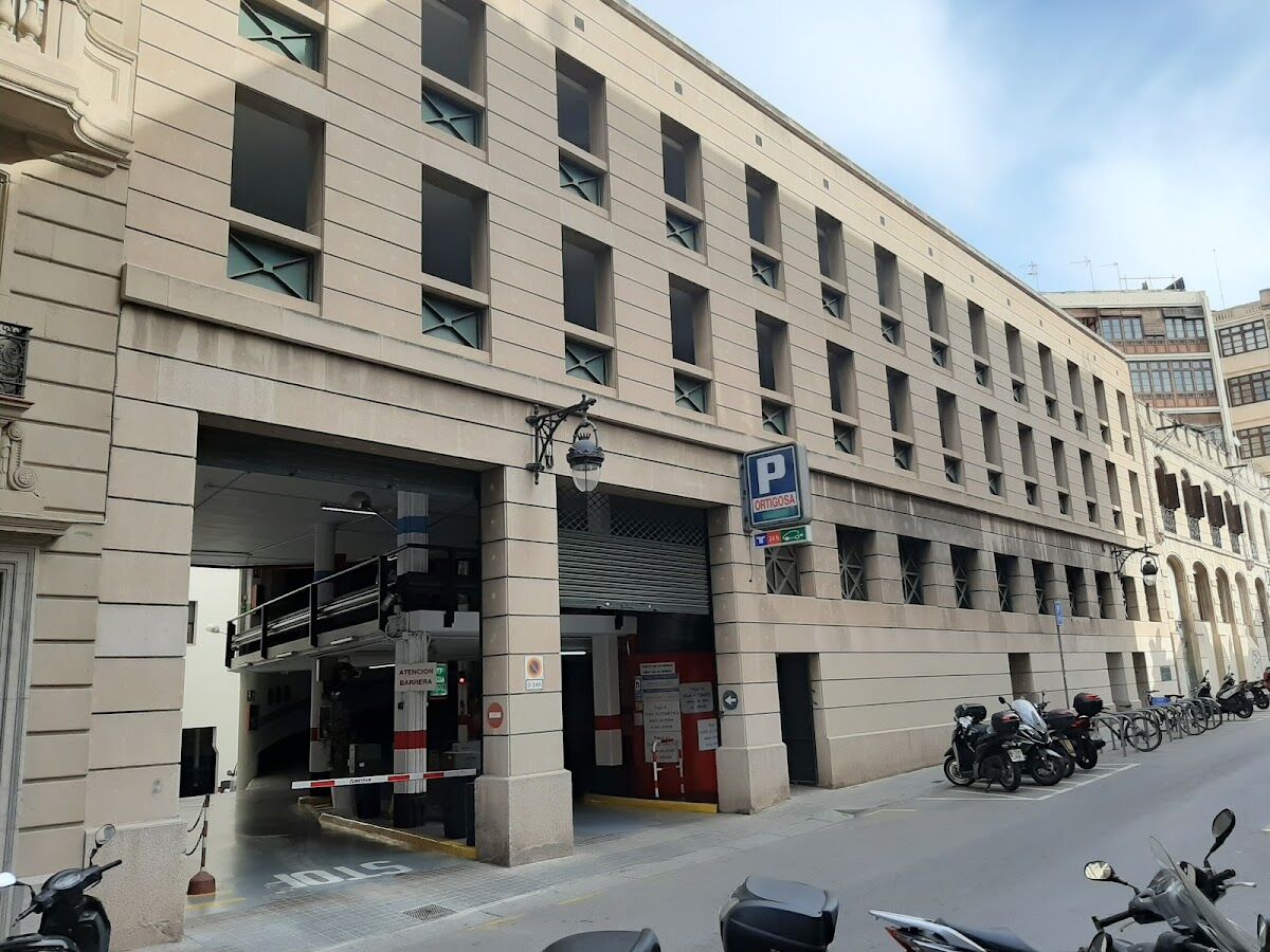 Parking Ortigosa near the old town in Barcelona