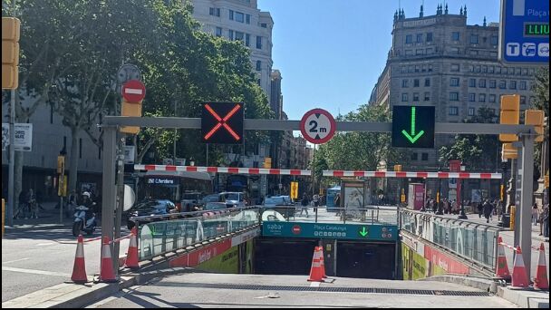 Parking Saba Plaça Catalunya under Plaça de Catalunya, Barcelona