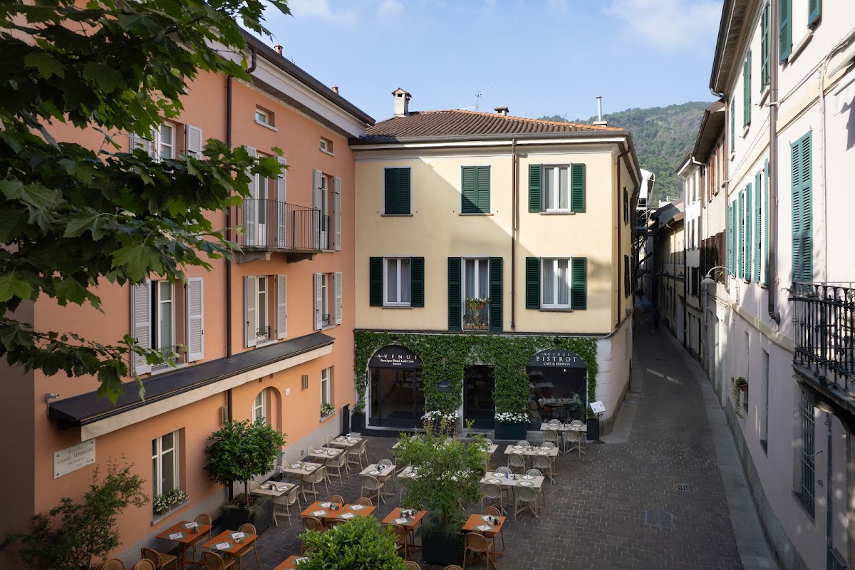 Avenue Hotel in the centre of Como