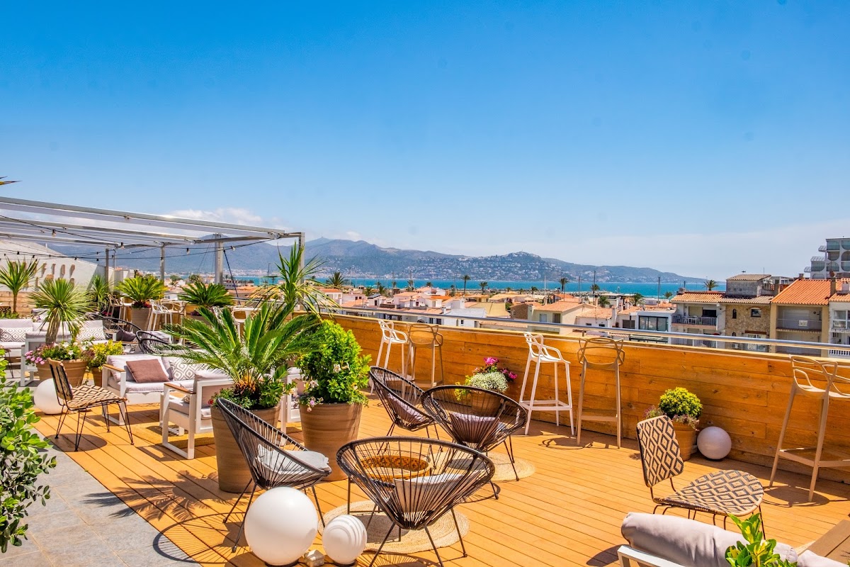 Hotel Port Salins on the marina in Empuriabrava