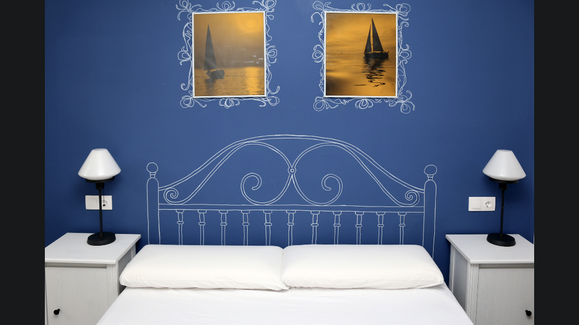 Port 27 harbour-view apartments in Empuriabrava