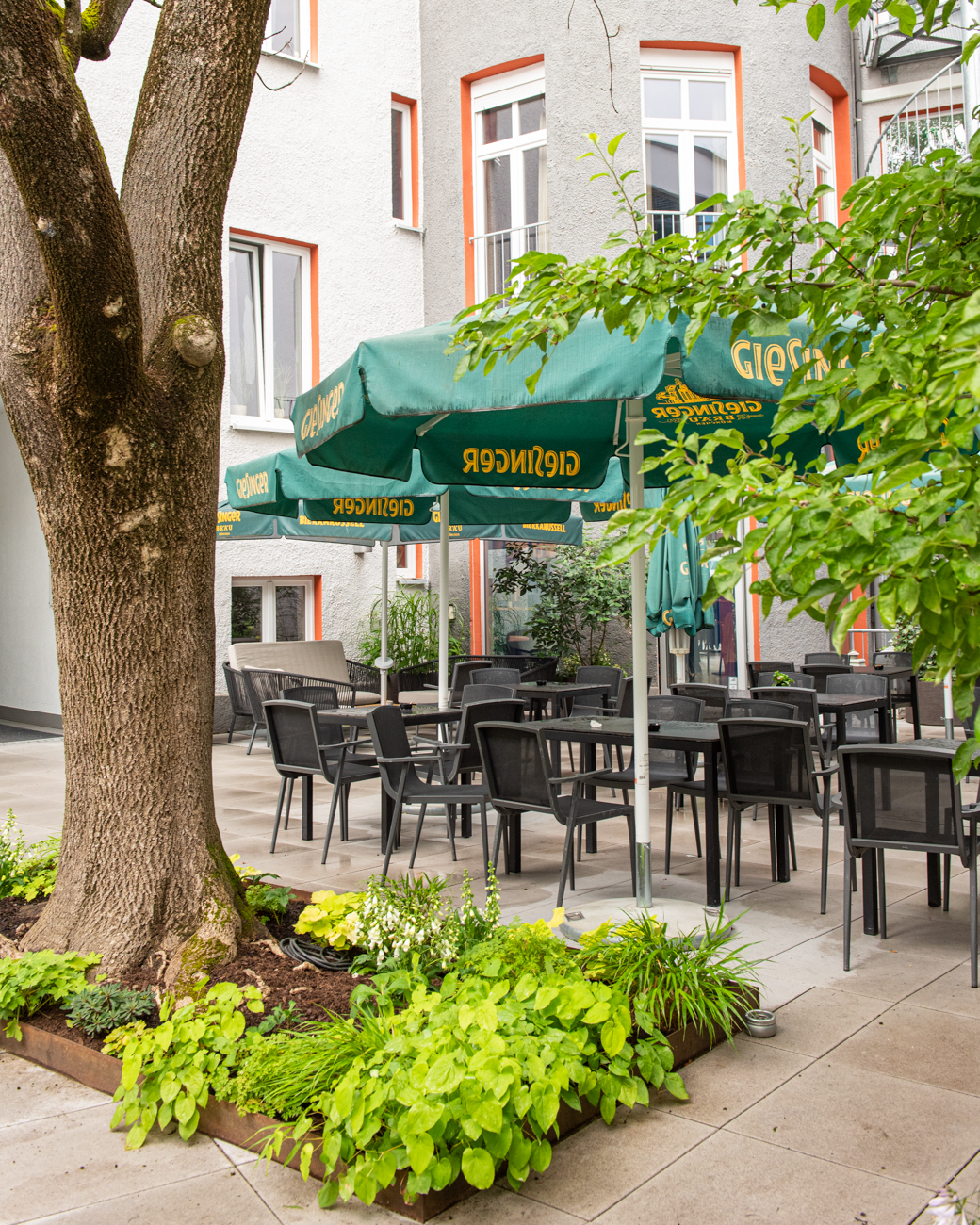 KOOS Hotel & Apartments on Sonnenstraße in central Munich