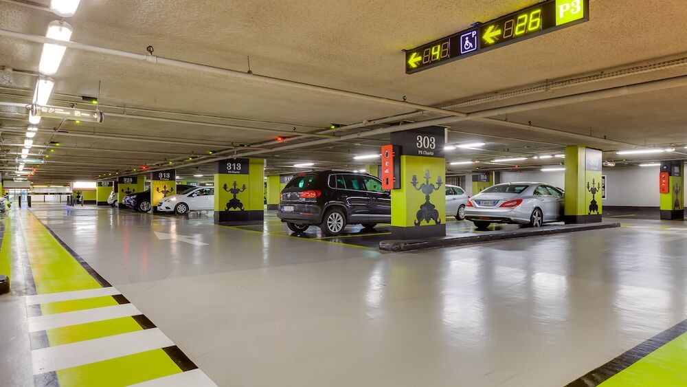 Parking Nice Étoile under the central shopping centre in Nice