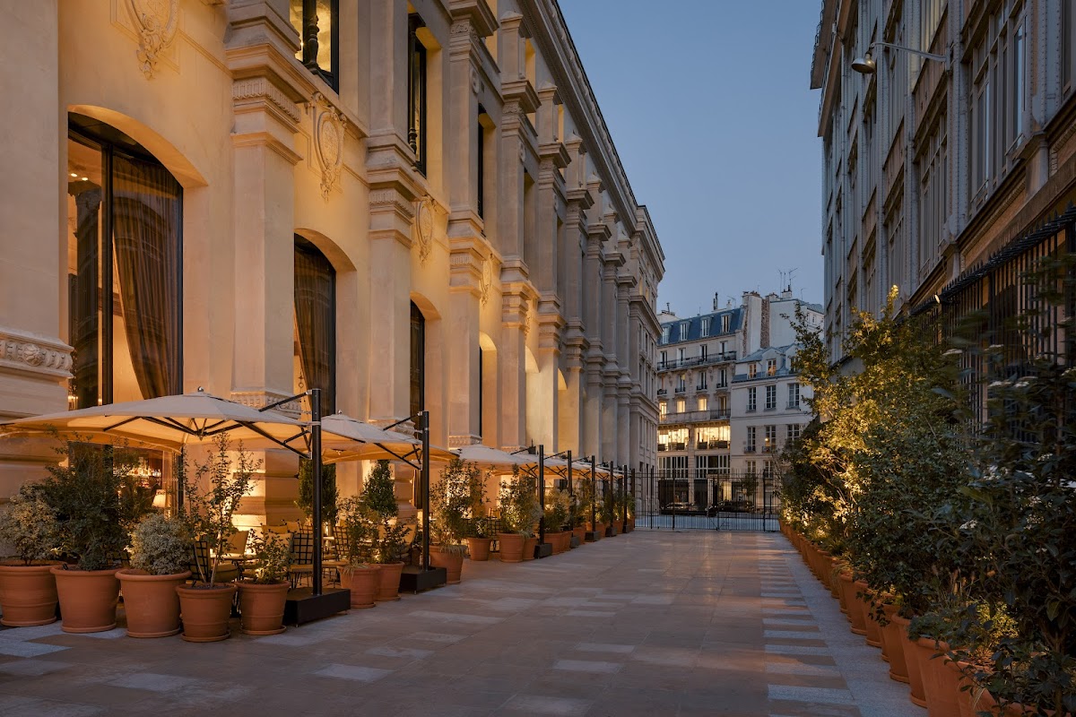 Hôtel Madame Rêve near the Louvre in central Paris