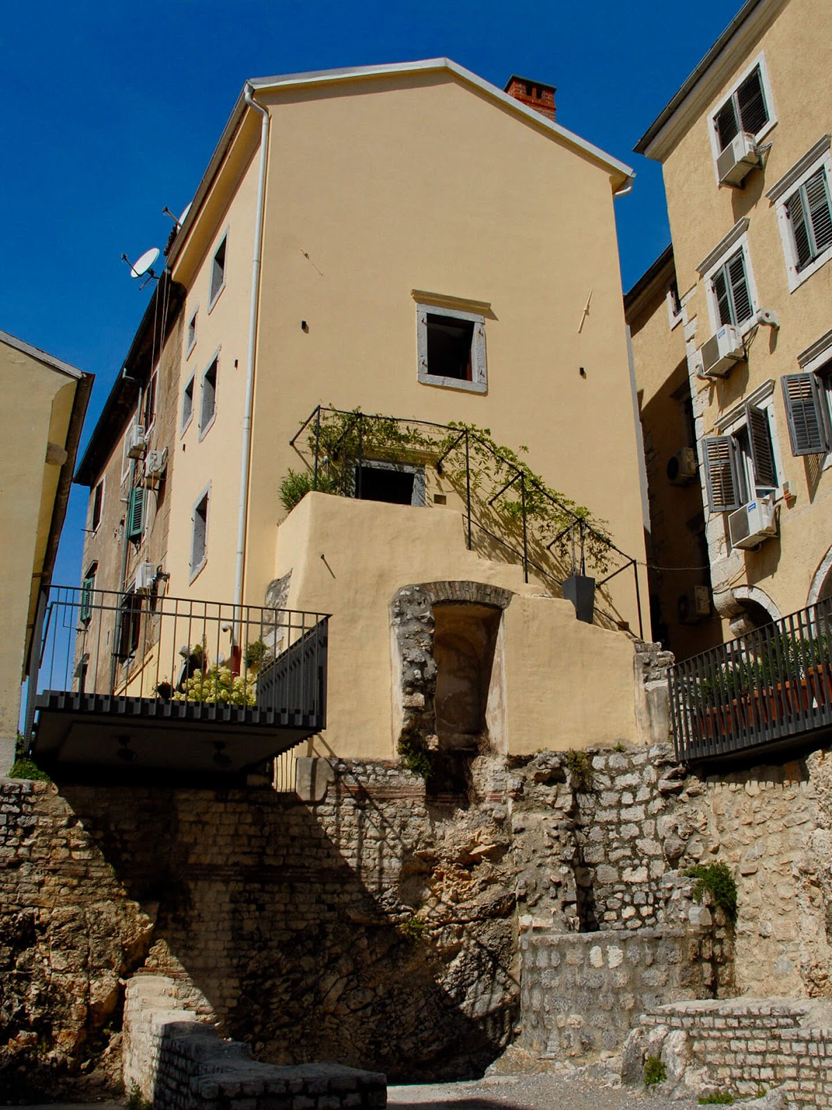 Old Town Inn B&B in the heart of Rijeka’s old town