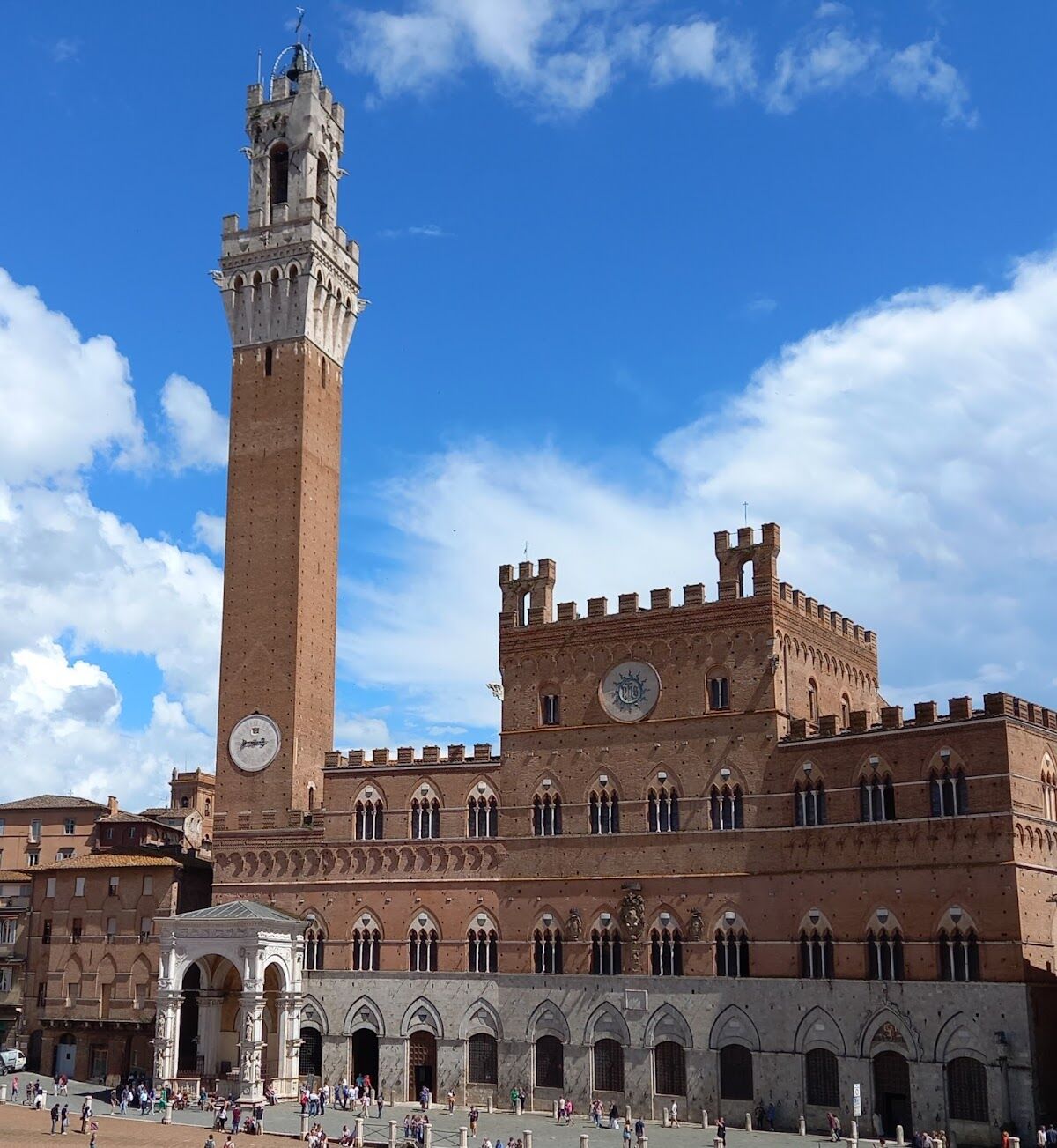 Il Duomo parking garage just outside the historic centre of Siena