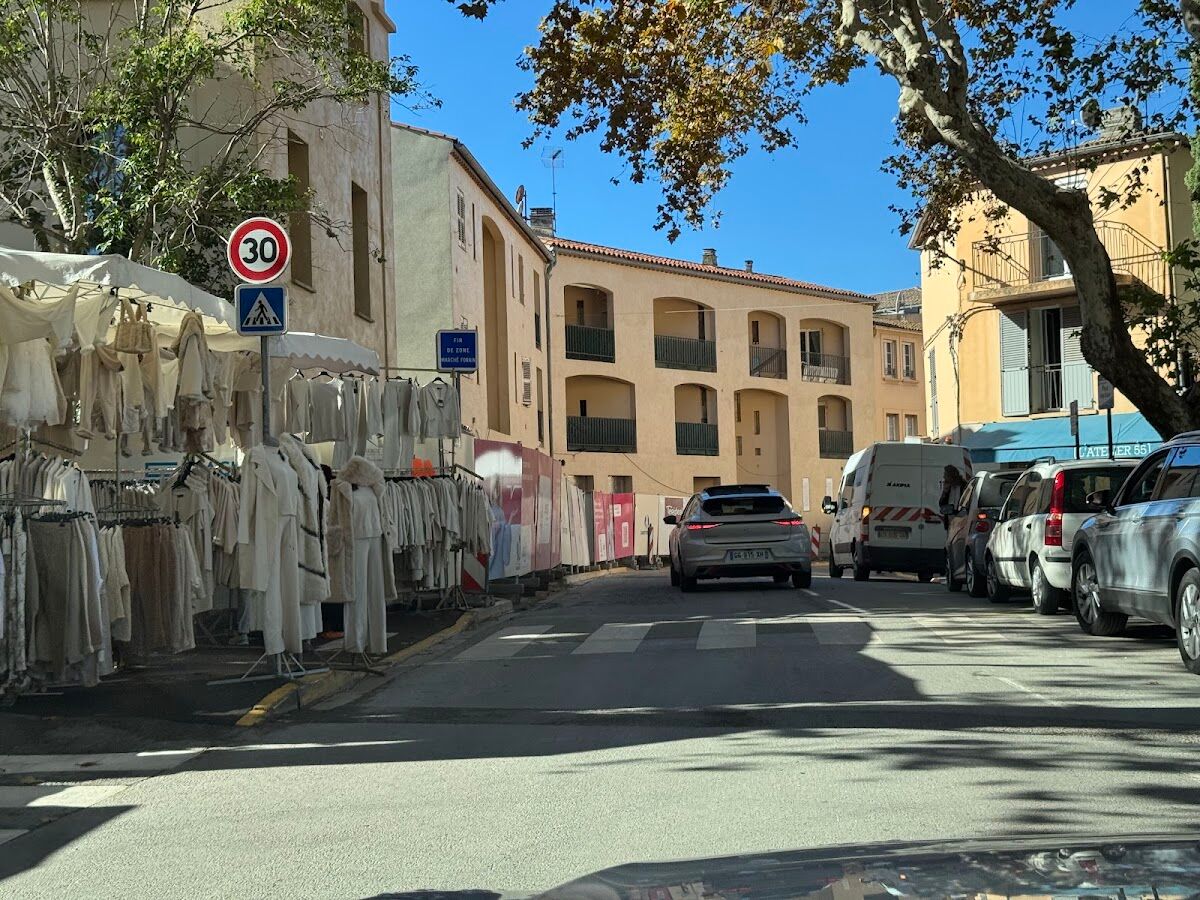 Parking du 15e Corps on the edge of St-Tropez's old town