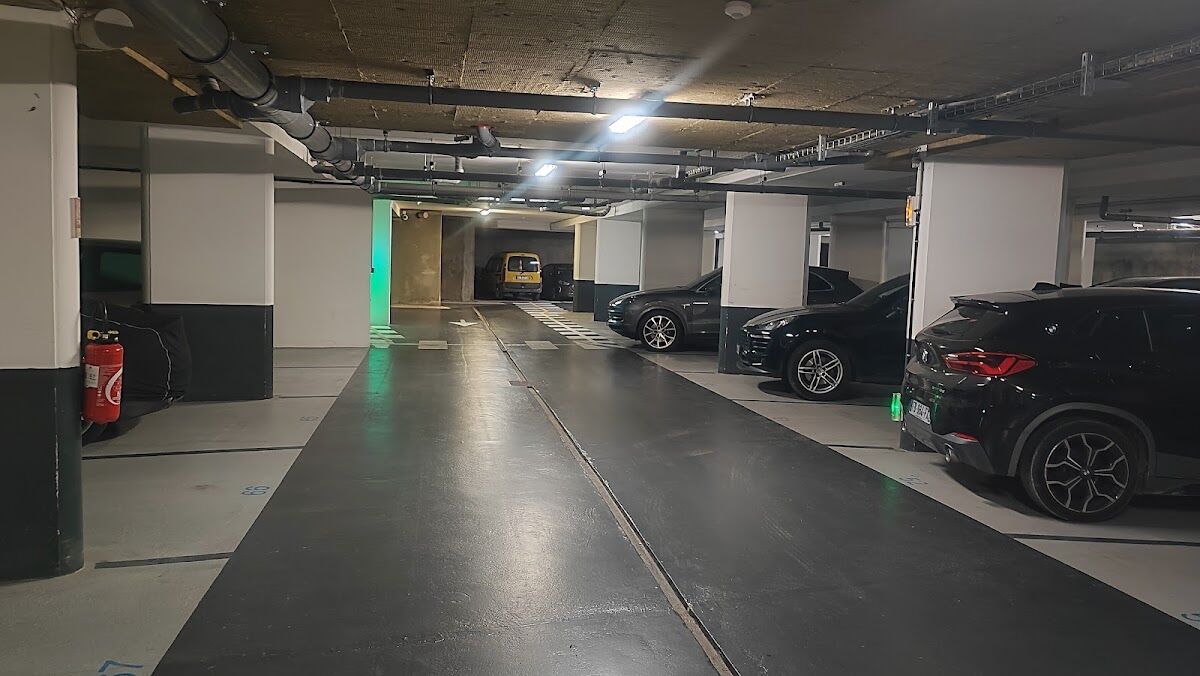 Parking Foch underground garage near the port in St-Tropez